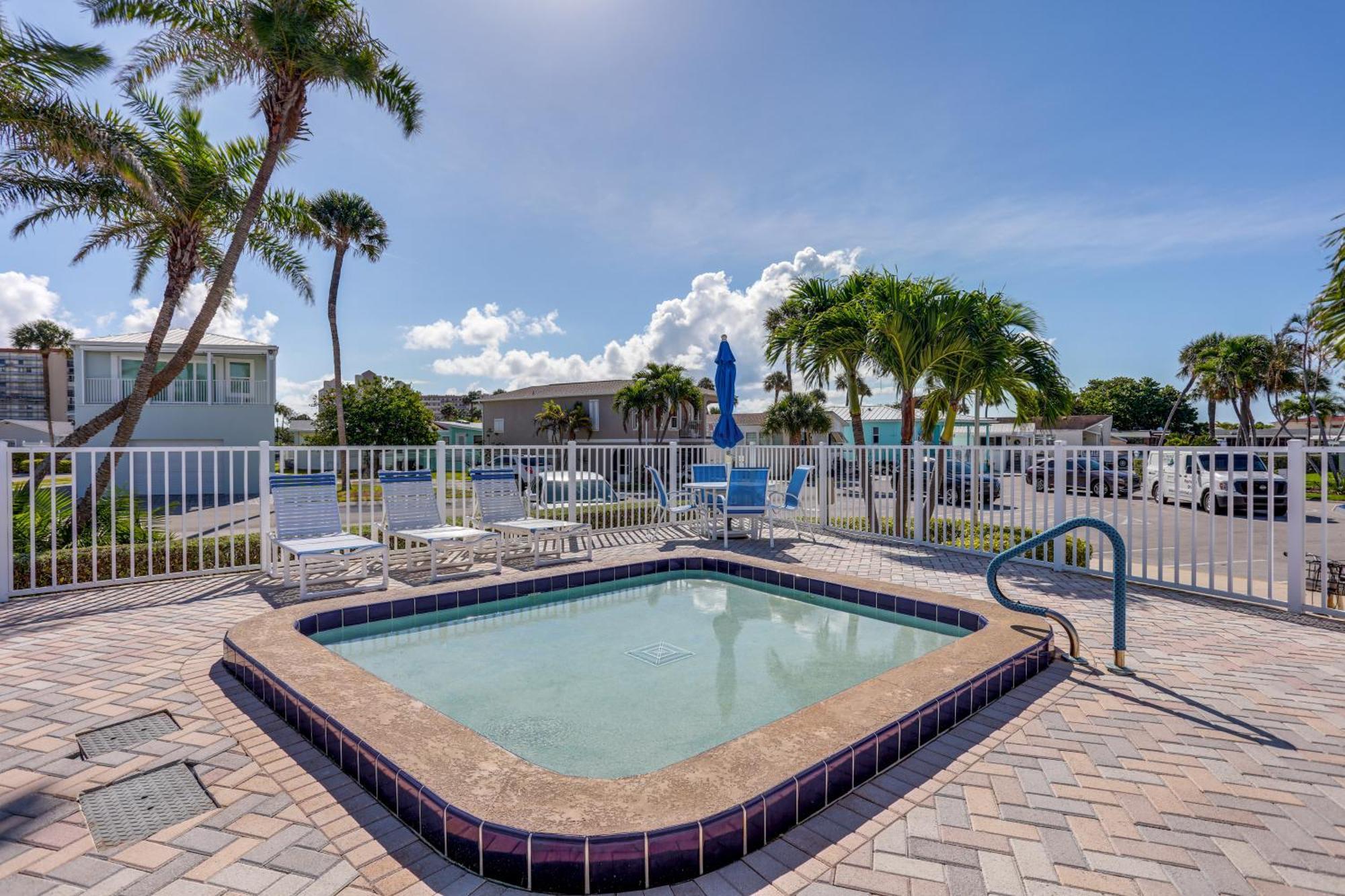 South Hutchinson Island Cottage With Beach Access! Jensen Beach Kültér fotó
