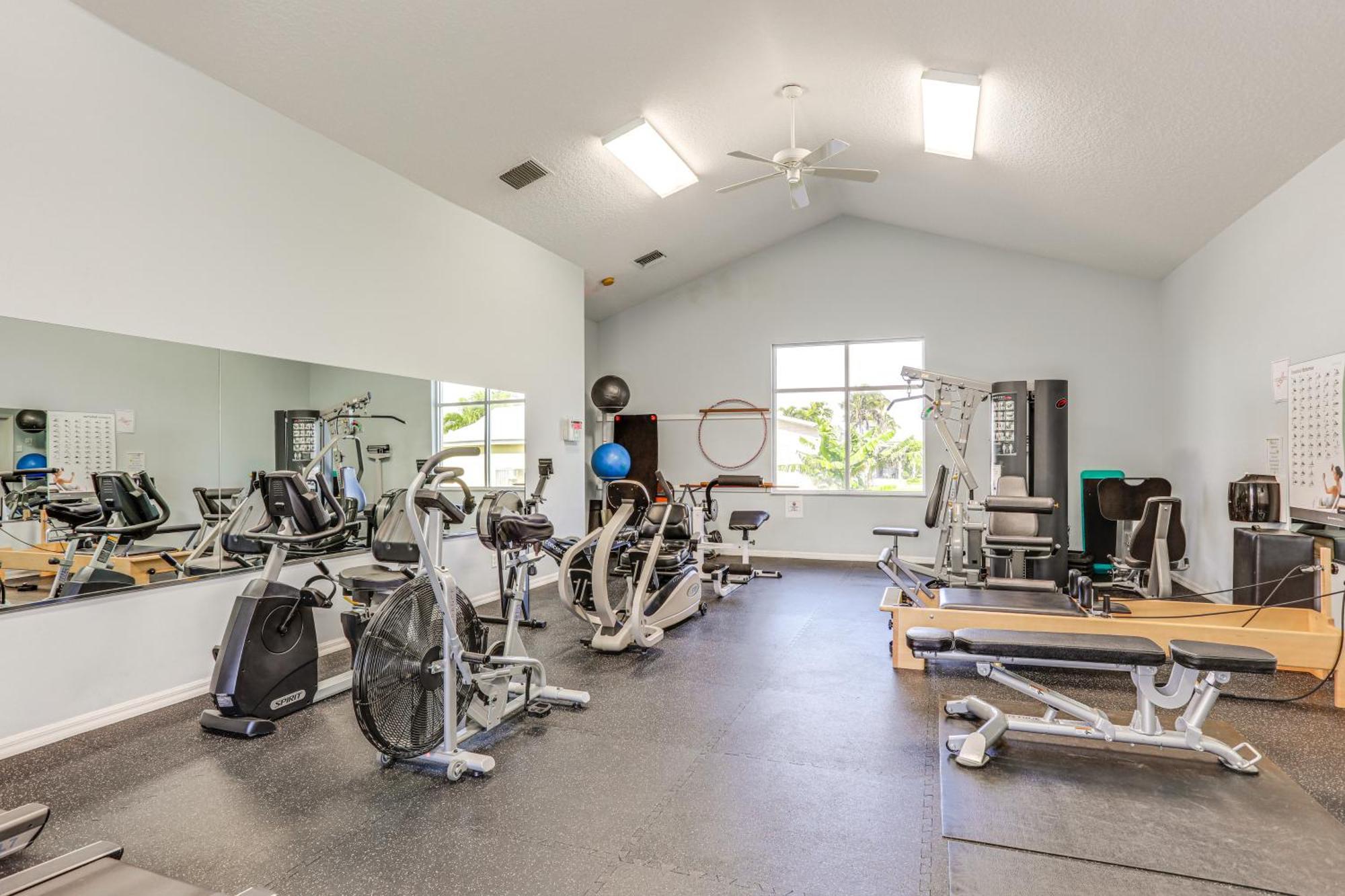 South Hutchinson Island Cottage With Beach Access! Jensen Beach Kültér fotó