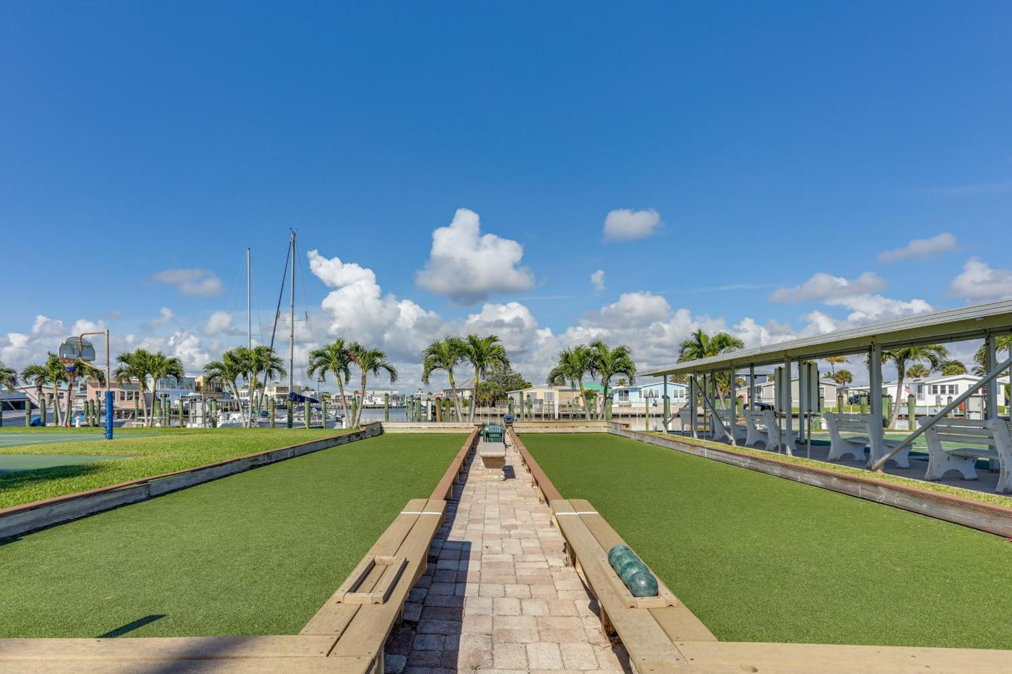 South Hutchinson Island Cottage With Beach Access! Jensen Beach Kültér fotó